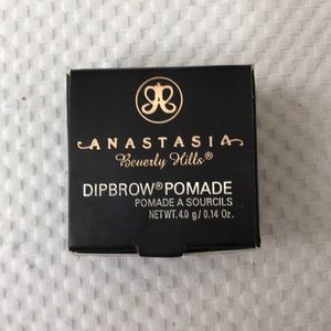 New Eyebrow Pomade In Soft Brown Makeup Filler